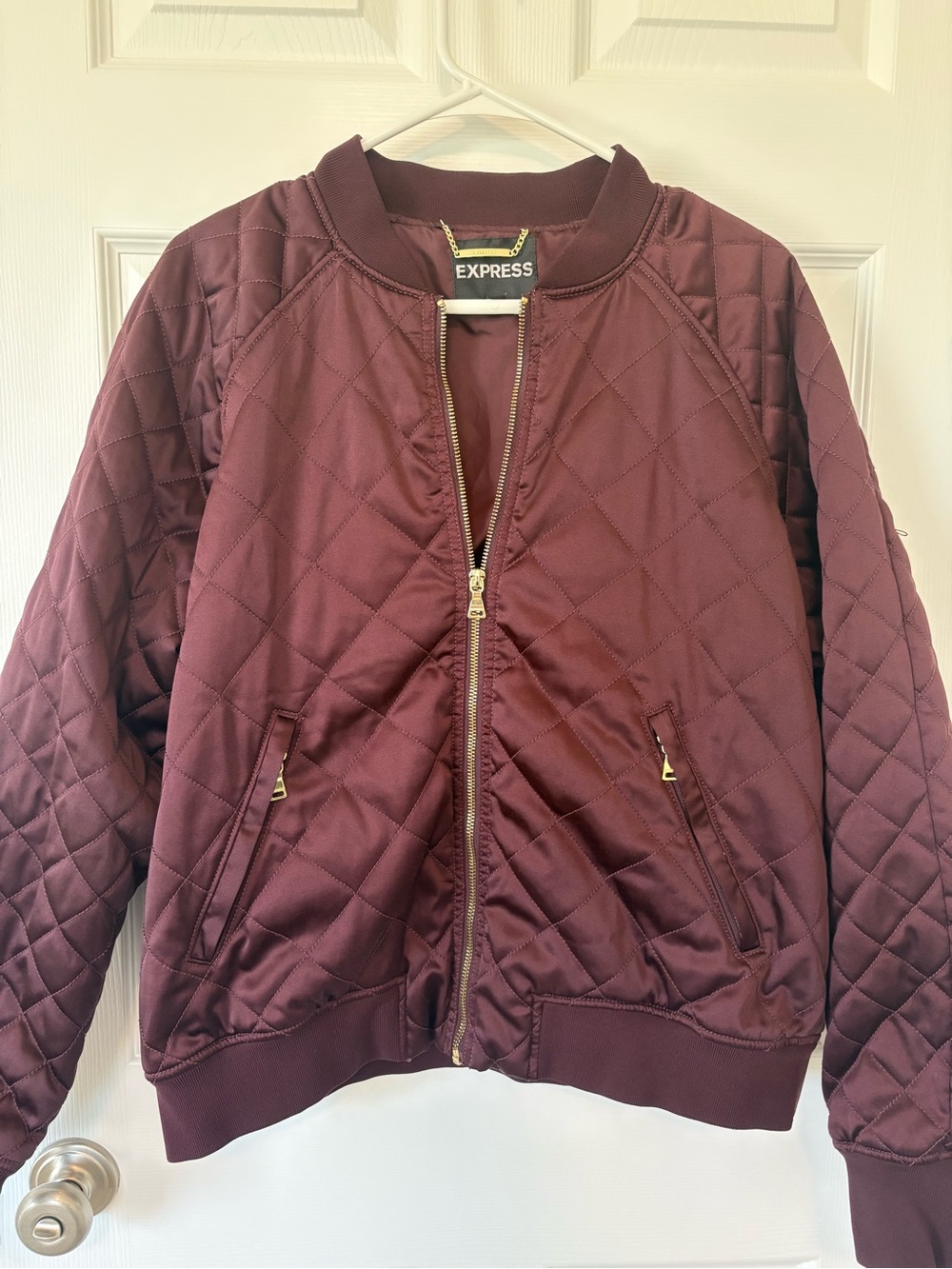Express Quilted Bomber Jacket Large Burgundy Gold Zip Pockets